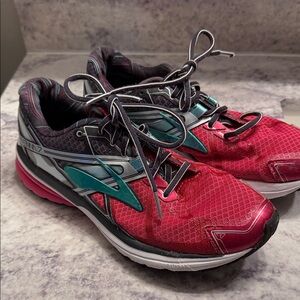 Brooks RAVENNA 7 Women's Running Shoes Size 9.5 Pink Teal Gray EUC